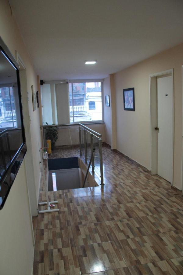 קאלי Hostal Avanza מראה חיצוני תמונה