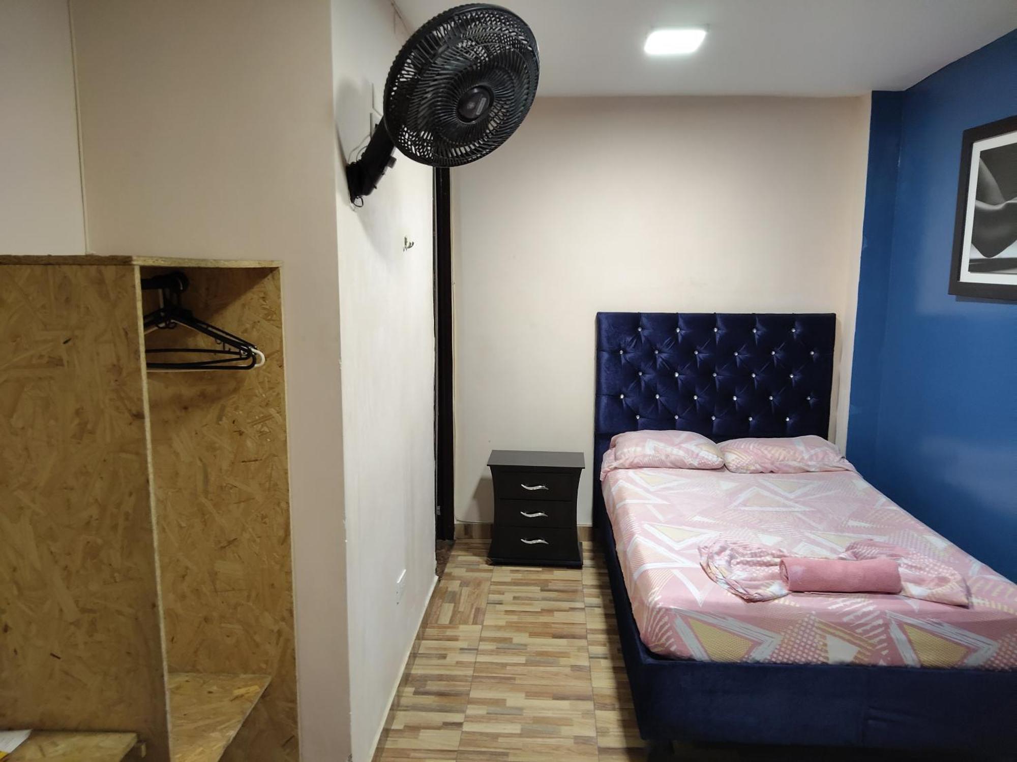 קאלי Hostal Avanza מראה חיצוני תמונה